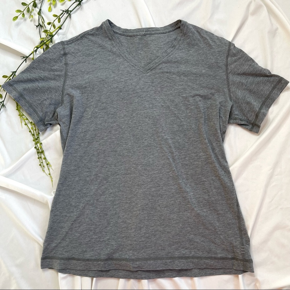 Lululemon 5 Year Basic V Grey V-Neck Short Sleeve Vitasea Shirt or Tee T-Shirt